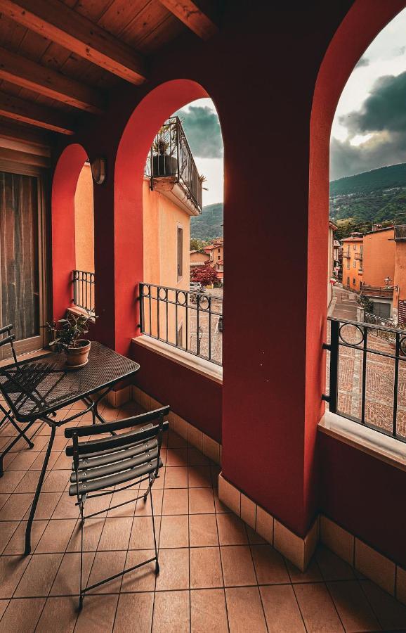 Casa Vacanze Al Lago P2 Monasterolo del Castello Екстер'єр фото