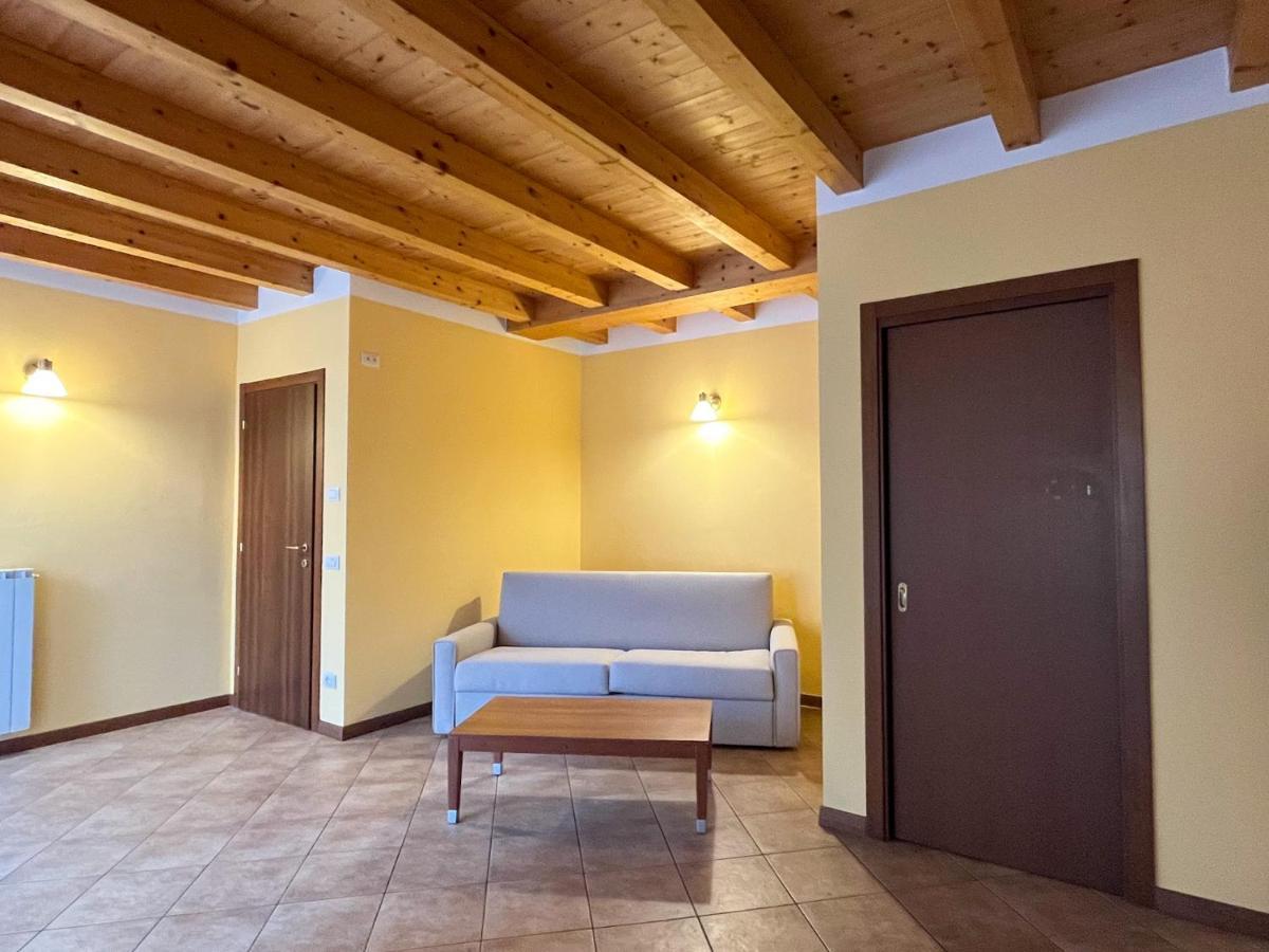 Casa Vacanze Al Lago P2 Monasterolo del Castello Екстер'єр фото